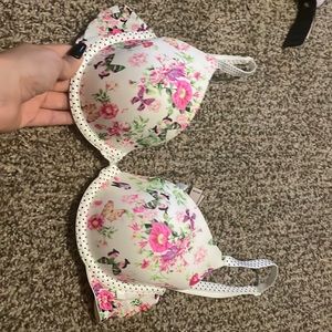 VS lightly lined bra